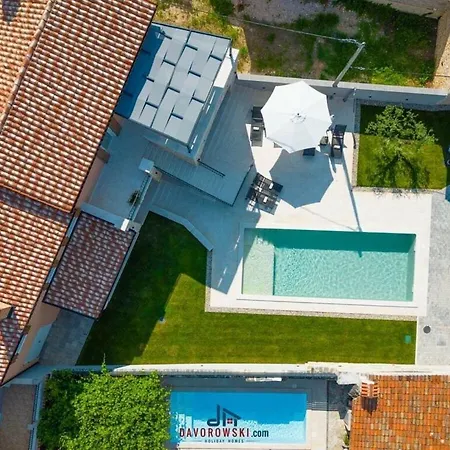 Villa Grande Comfortable Svetvincenat